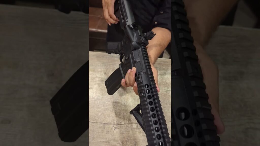 Crosman DPMS SBR Full Auto Rifle #airgun #airsoft #shortvideo #co2airgun #umarexairguns #dpms #air