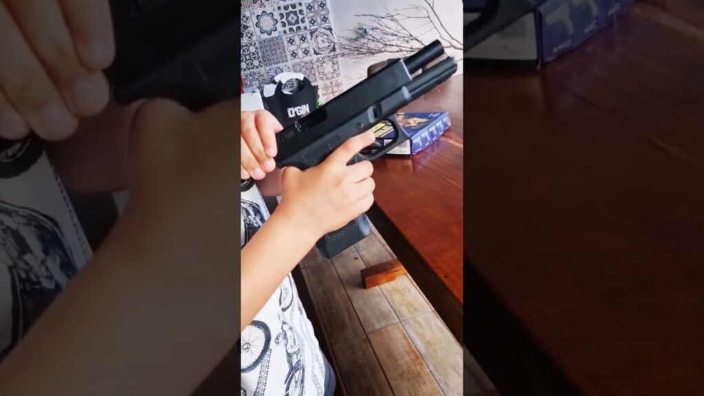 Glock G17 Airsoft Gbb.