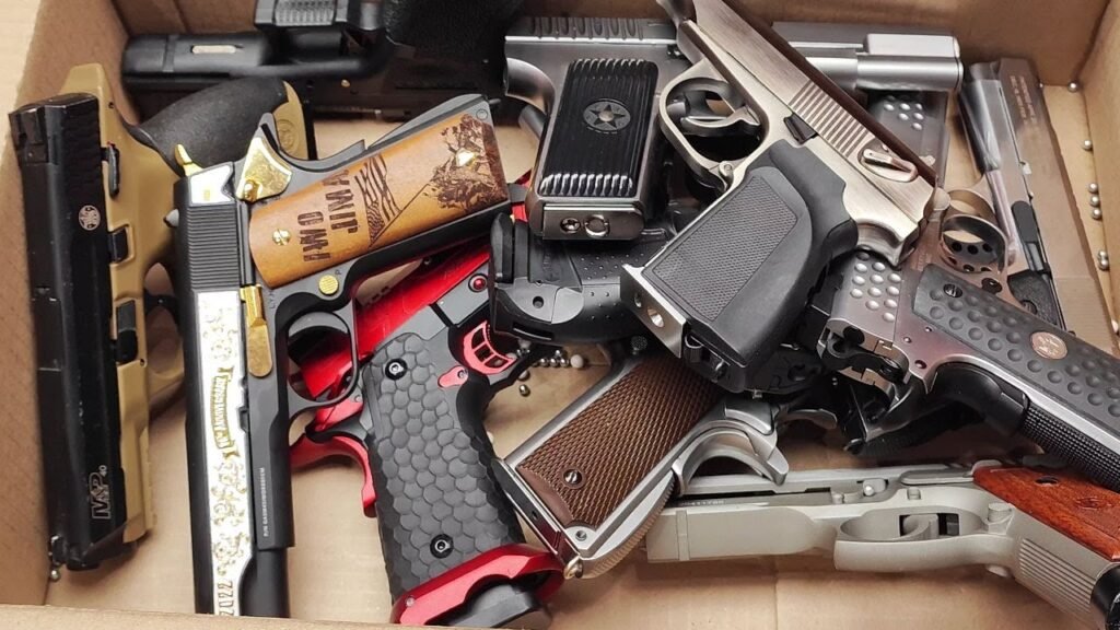 Military Guns Loading & Firing 🔥/ Box of Airsoft Guns🔫